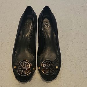 Tory Burch Leather pumps